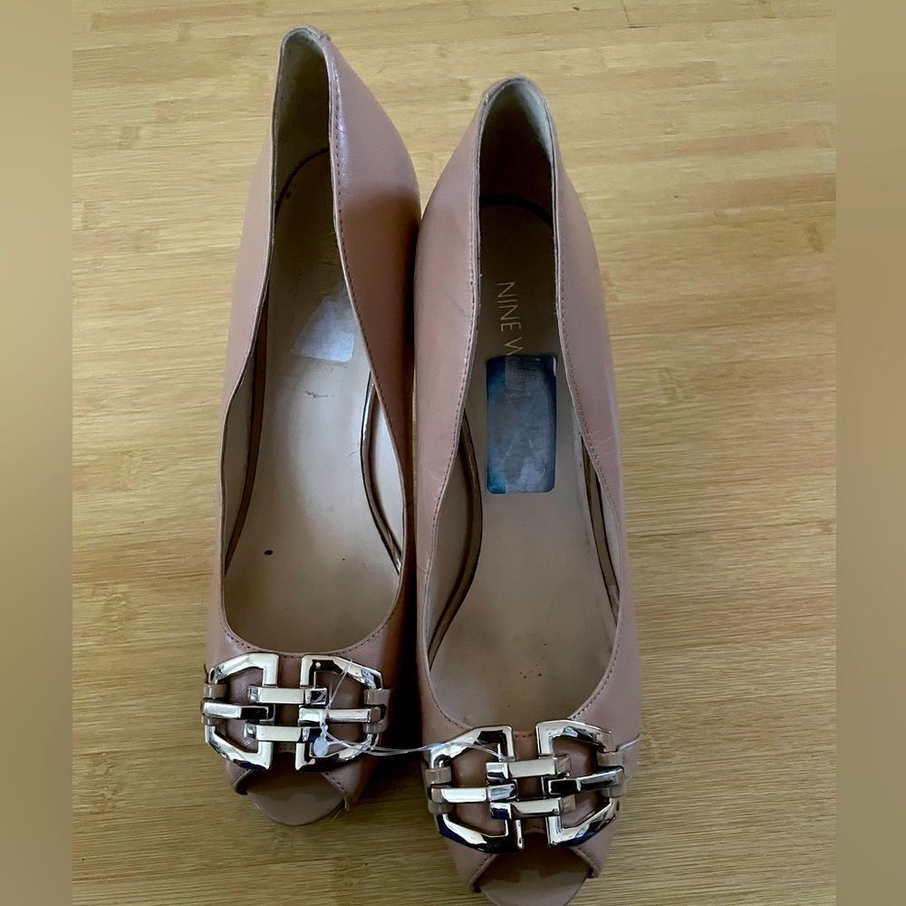 Nine West Tan Peep Toe Heels